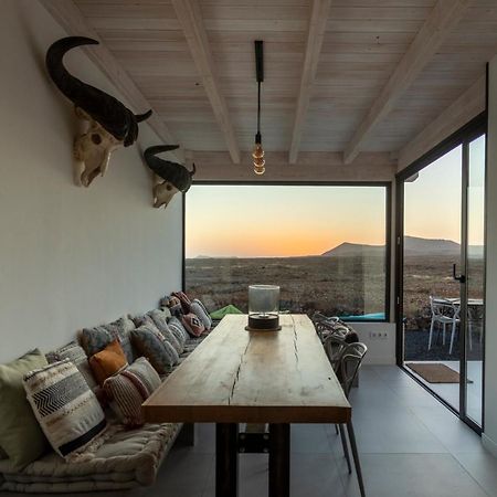 Villa Calderon Hondo. Top Design , Views And Pool Lajares-Коральео Экстерьер фото