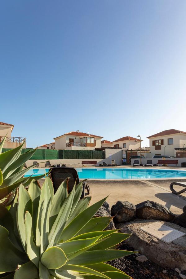 Villa Calderon Hondo. Top Design , Views And Pool Lajares-Коральео Экстерьер фото